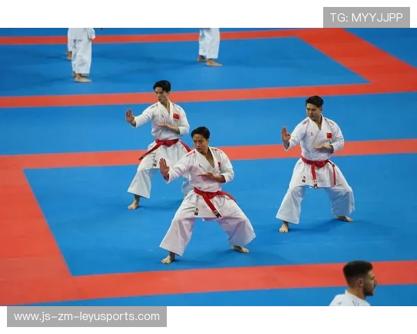 日本武道馆举办大型空手道比赛，日本空手道比赛规则